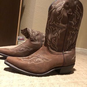 Men’s BRAND NEW Laredo boots